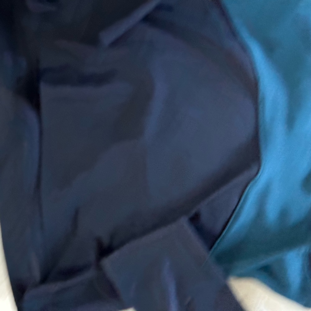 Top - Picture 2 of 3